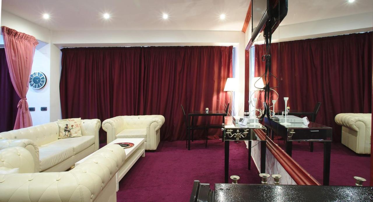 Aparthotel Jolie Domneasca Galaţi Extérieur photo